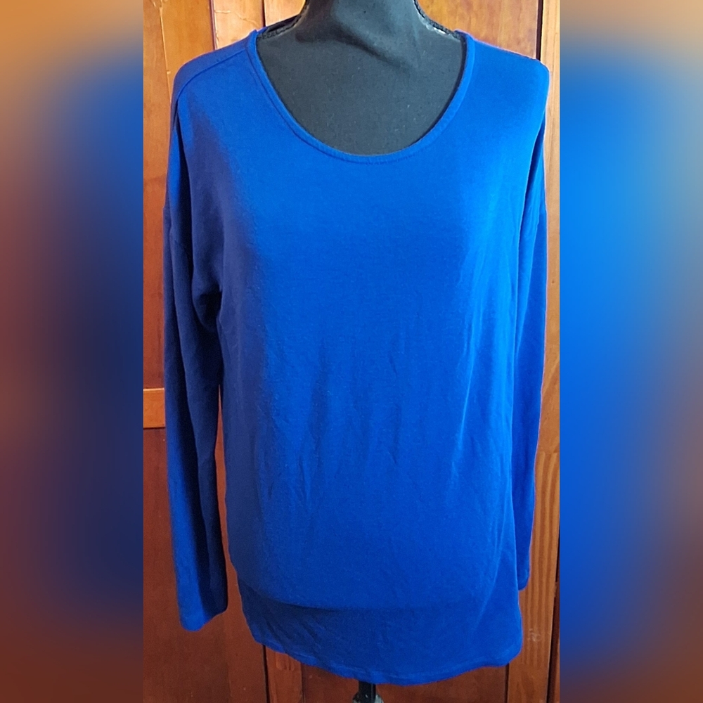 SIGNATURE WEEKEND Royal  Blue Long Sleeve Top